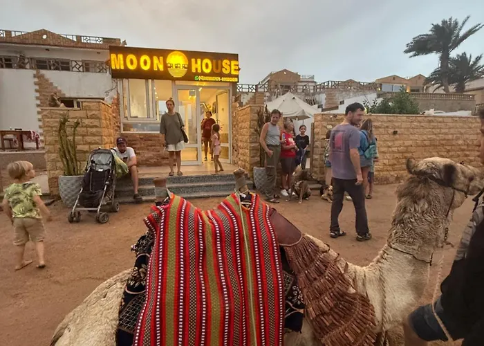 Moon House * 达哈布